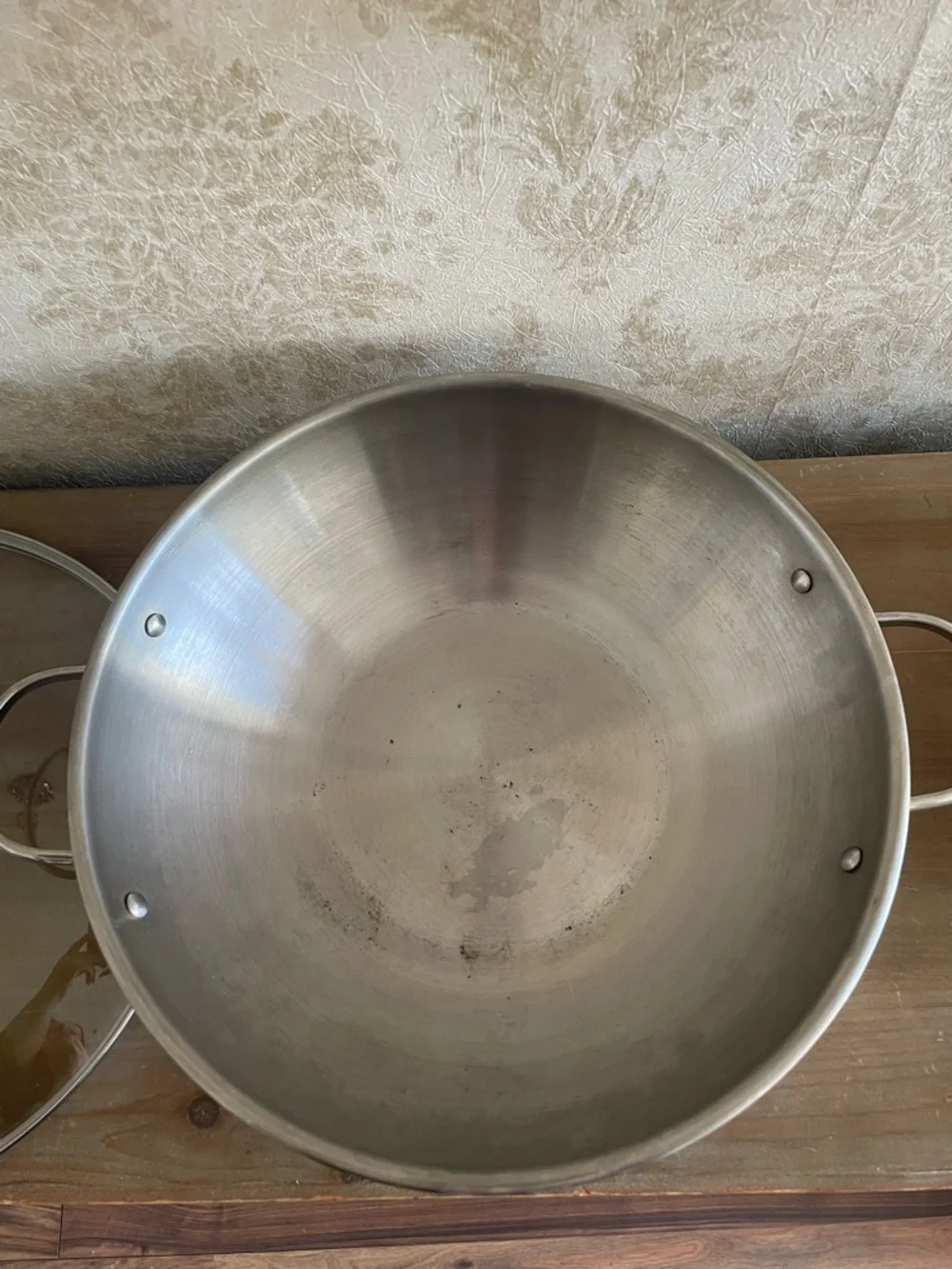 Large Stainless Steel Covered Wok with Handles - Silver - Picture 3 of 8